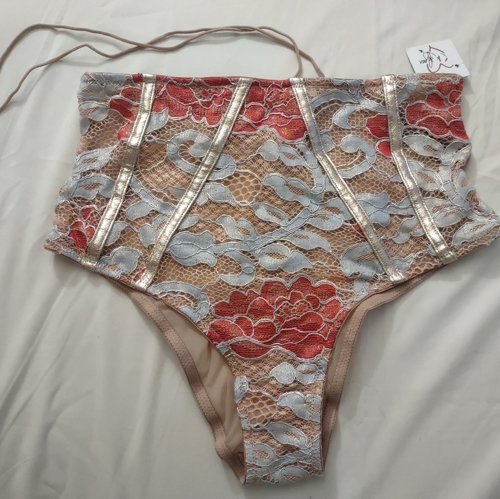 Lingerie bikini bottom